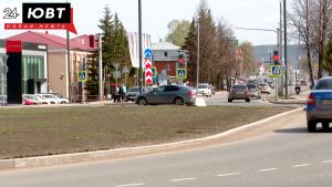 Место пробок: жители недовольны кольцевой развязкой на улице Фахретдина в Альметьевске