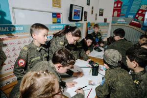 Казанские школьники учат ПДД на интерактивной площадке