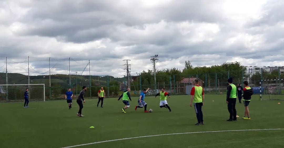 11 команд стали участниками турнира по мини-футболу на переходящий кубок Альметьевского мухтасиба