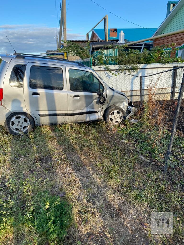 В Татарстане в ДТП пострадали двое взрослых и ребенок