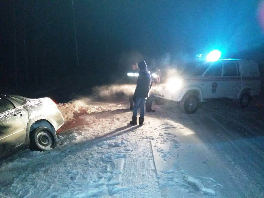 В Татарстане спасено пять человек из застрявших в снегу автомобилей