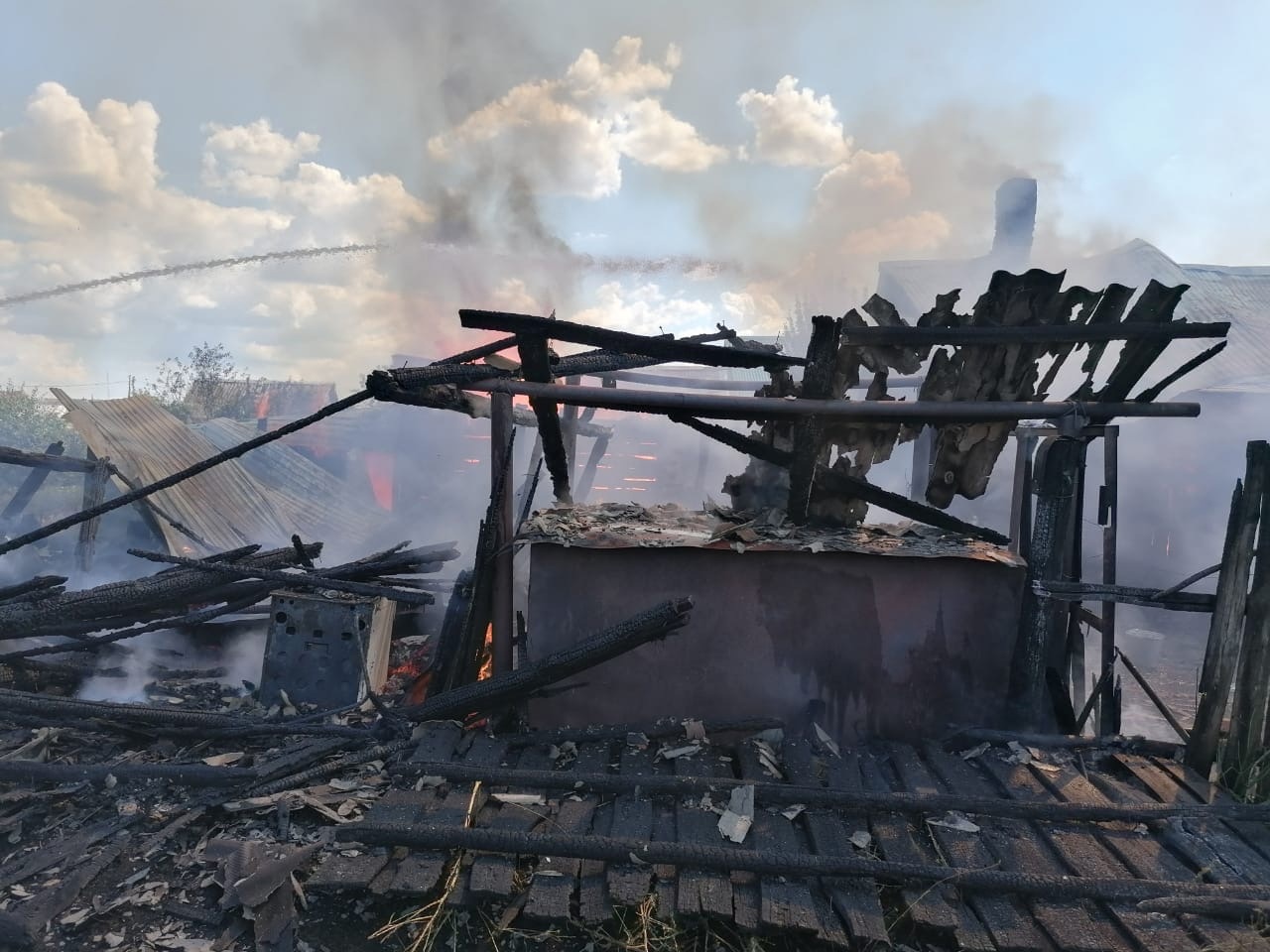 В Альметьевском районе на пожаре погиб мужчина 