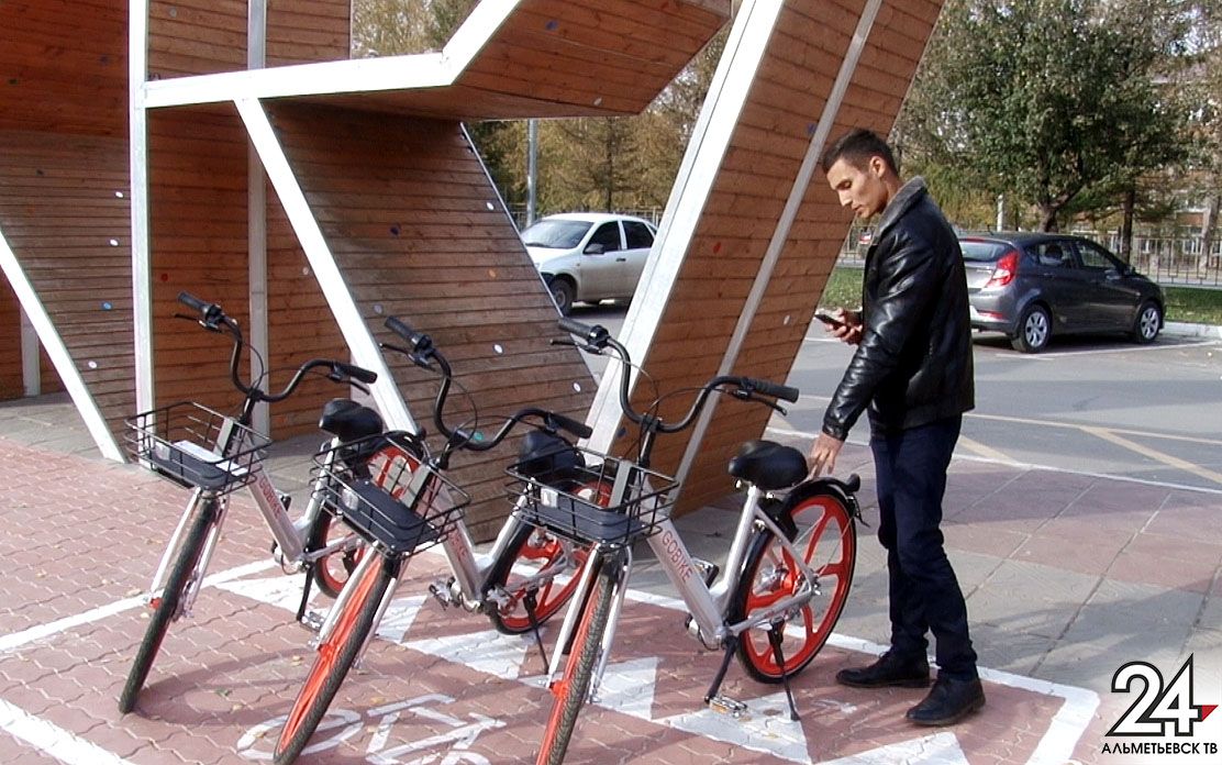 Оранжевые велосипеды снова на улицах: второй сезон проекта «Go Bike» открылся в Альметьевске