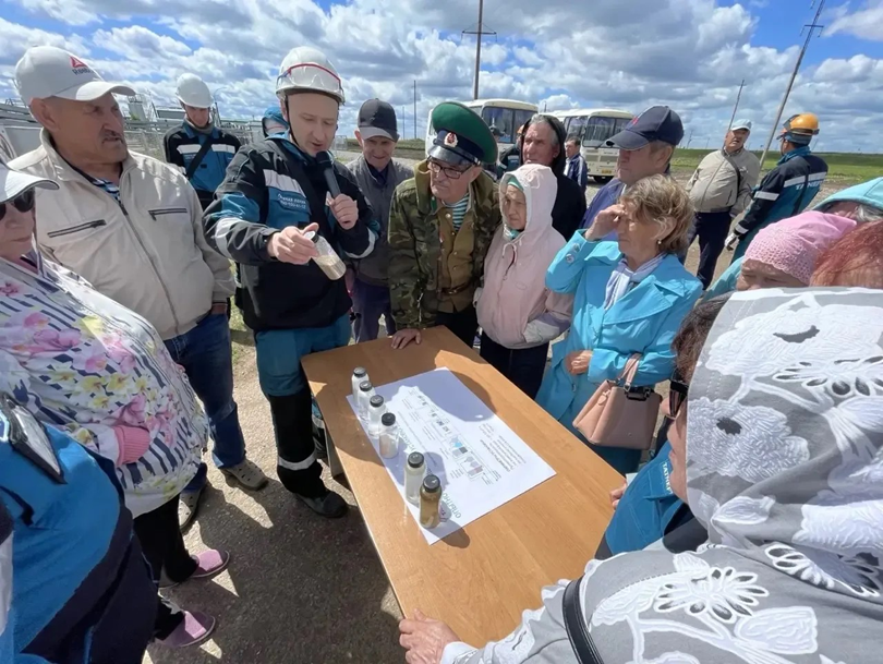 Встреча поколений на родном промысле