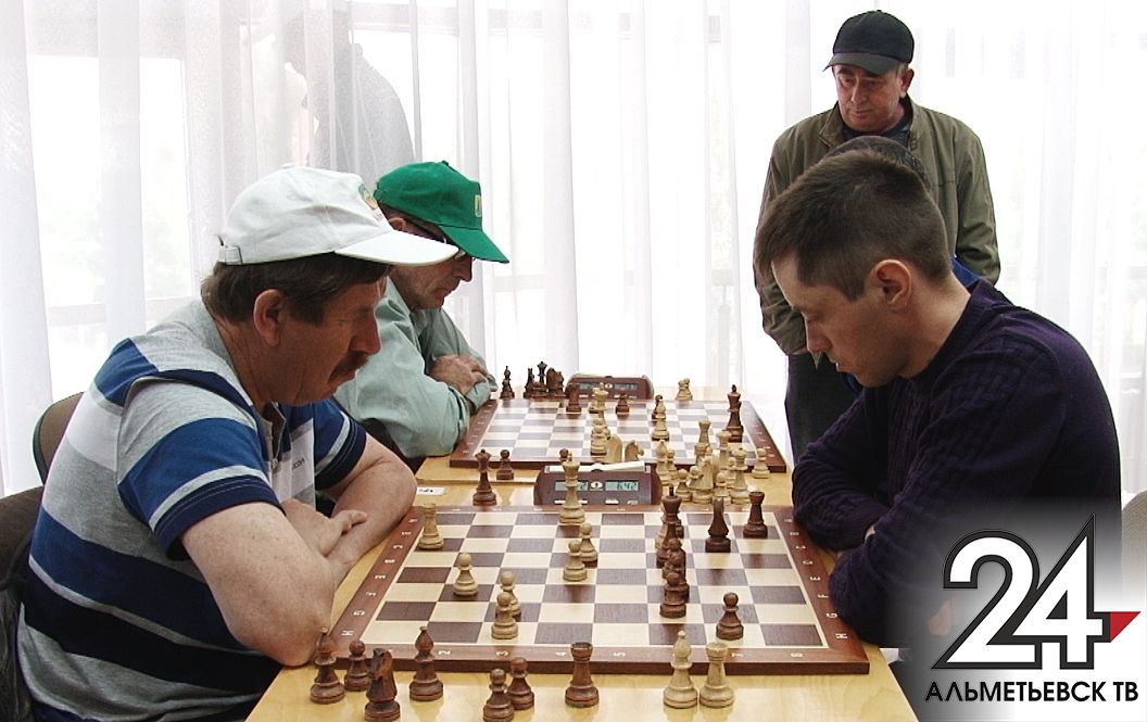 В Альметьевске состоялся чемпионат РТ по шахматам среди команд сельских районов