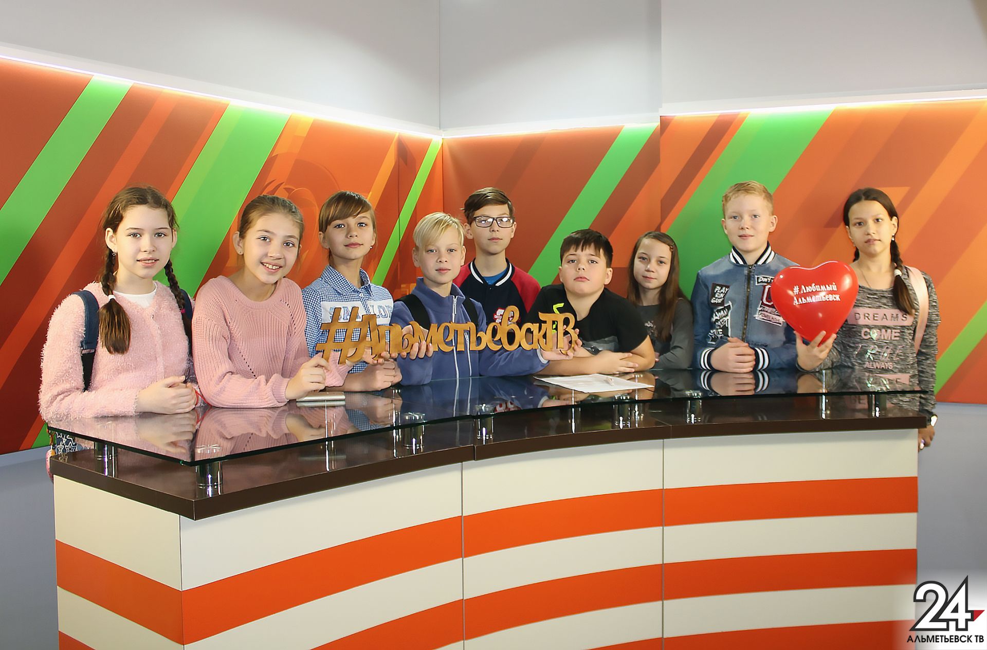 Все понравилось: на экскурсии в телекомпании «Альметьевск ТВ» побывали школьники