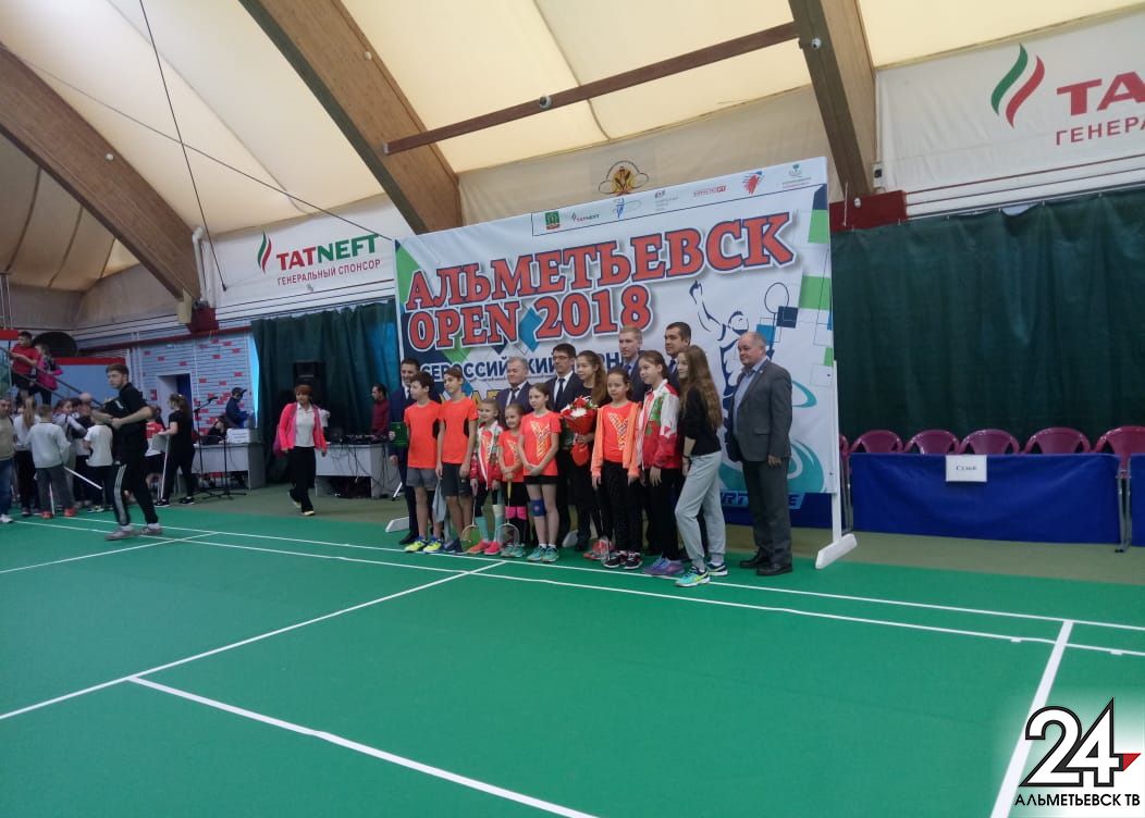 Альметьевск – здесь и сейчас: в «Tennis City» проходят соревнования по бадминтону