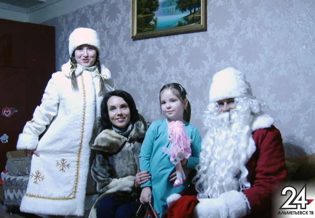 В Альметьевске открылась «Почта Деда Мороза»