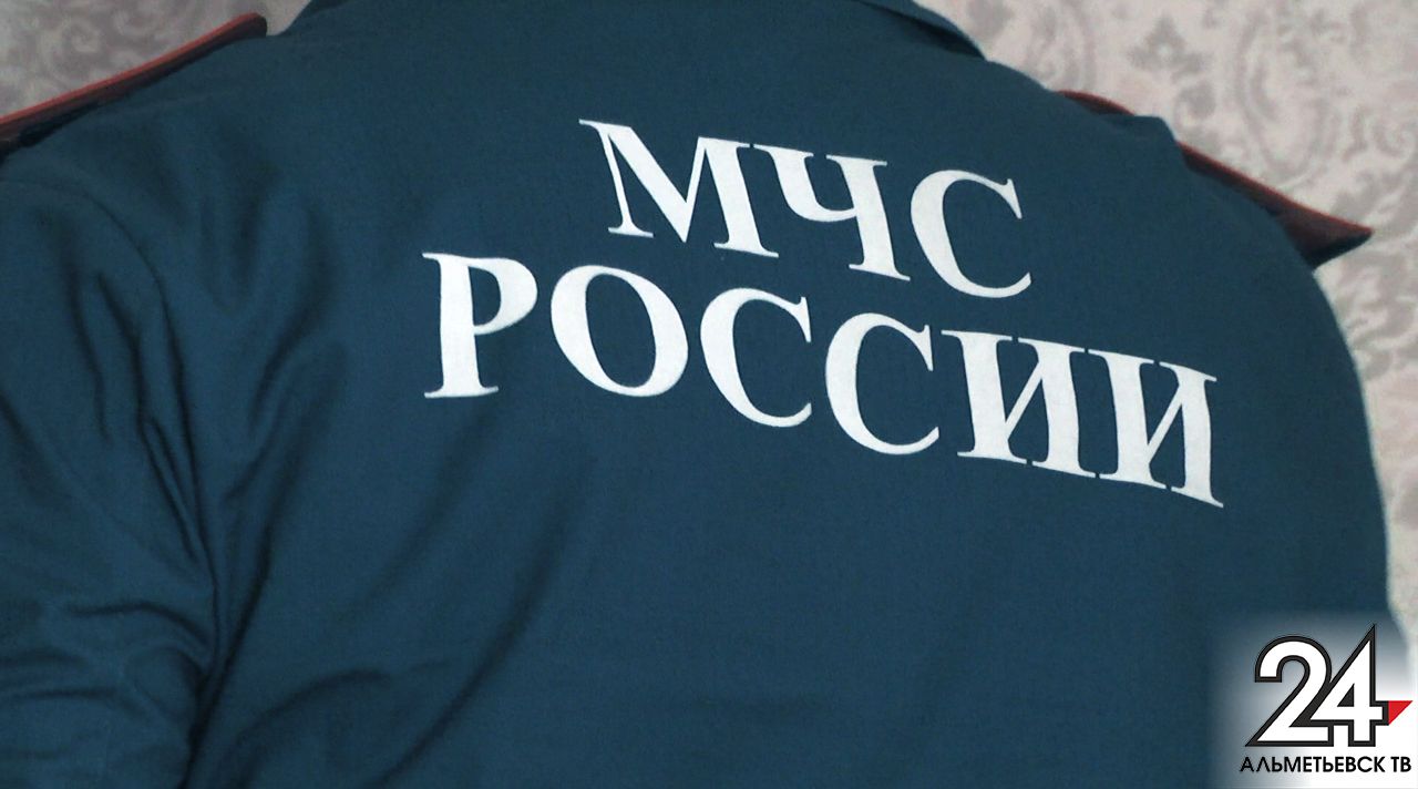 В пожаре в Татарстане погибли двое взрослых и ребенок