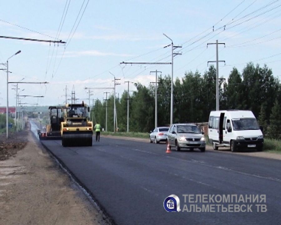 Строительный сезон в Альметьевске: велосипедные дорожки, тротуары, дороги