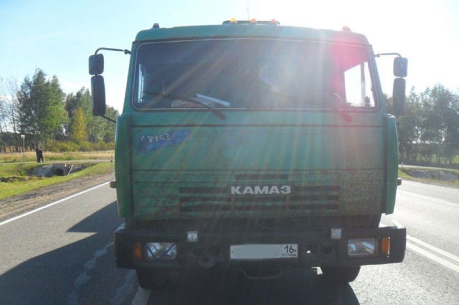 В Татарстане автоцистерна столкнулась с грузовиком