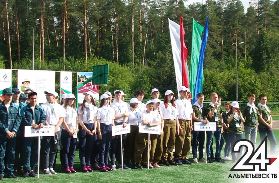 Что таится под ногами: юные геологи собрались на полевую олимпиаду в Альметьевске