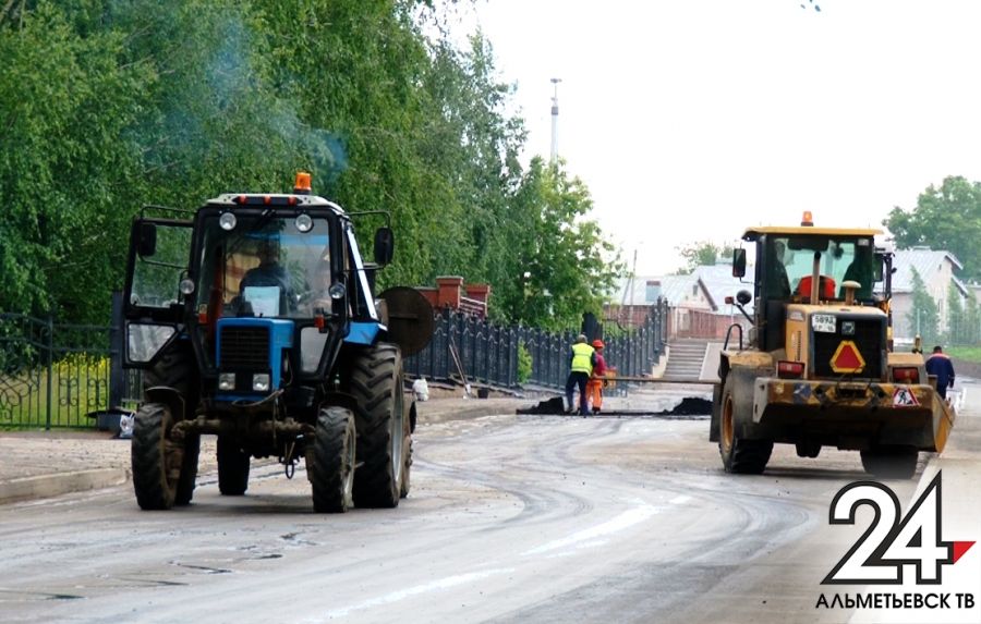 Полимерные битумные материалы применяют в ремонте альметьевских дорог 