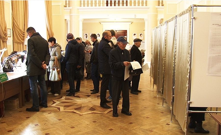 К десяти часам утра в Альметьевске проголосовало более 16 процентов избирателей