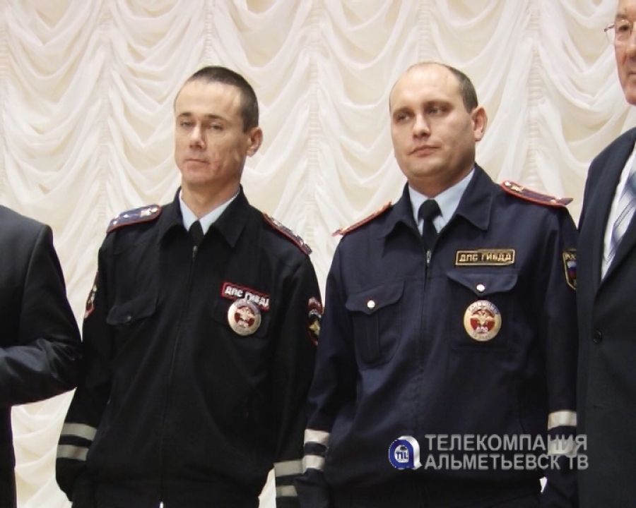 Альметьевский экипаж ДПС признан лучшим в Татарстане