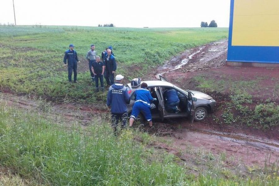 Водитель «Калины» попал в аварию из-за сердечного приступа в Татарстане 