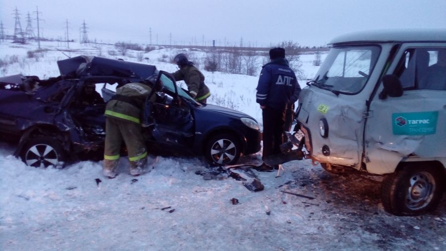 В Альметьевском районе в ДТП погиб пассажир иномарки