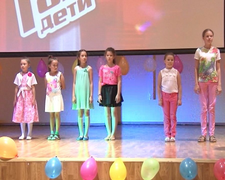 В альметьевской школе провели шоу «Голос – дети»