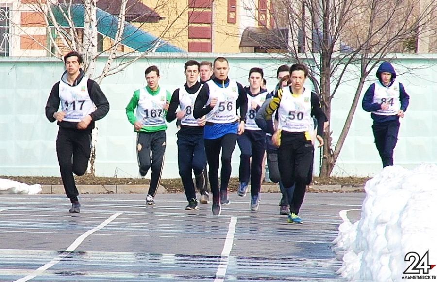 В первый день Нового года альметьевцы пробегут 2018 метров