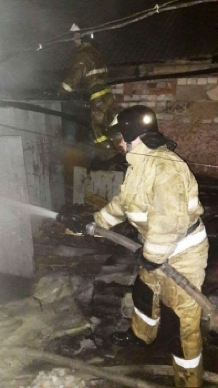 Сегодня ночью в Альметьевске сгорела баня