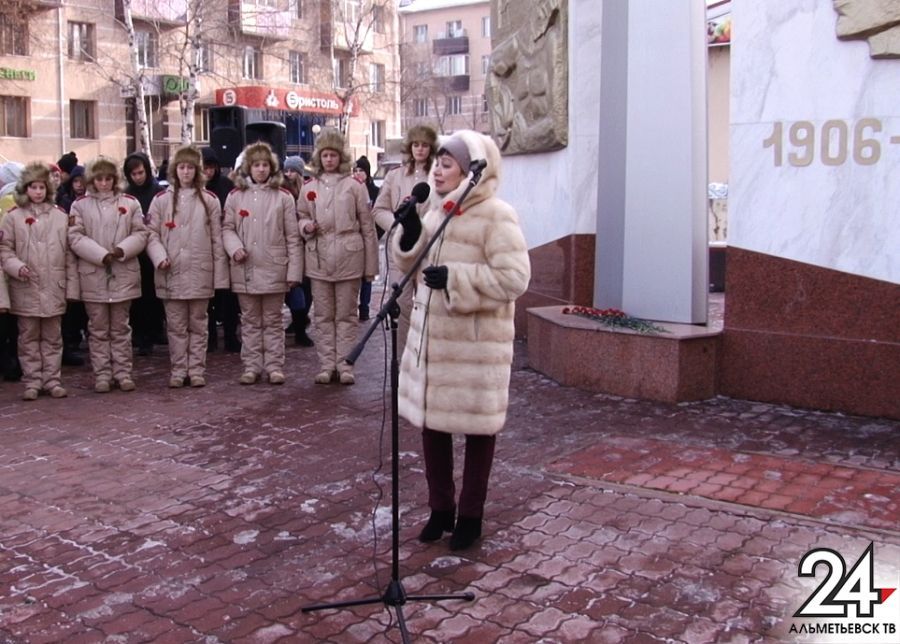 В Альметьевске отметили 112-ю годовщину со дня рождения Мусы Джалиля