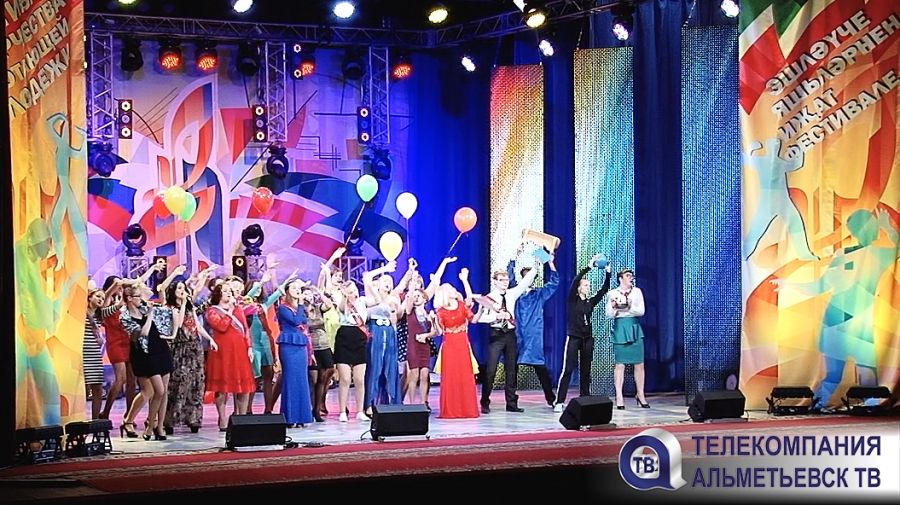 Альметьевцы с успехов выступили на итоговом концерте «Наше время – Безнең заман»