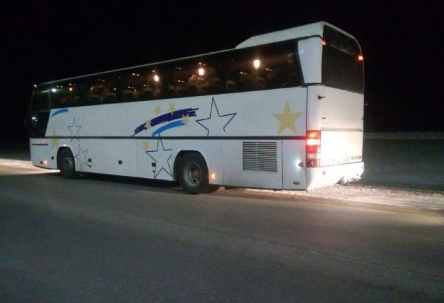 Фото: в Татарстане спасли от замерзания 30 пассажиров сломанного автобуса