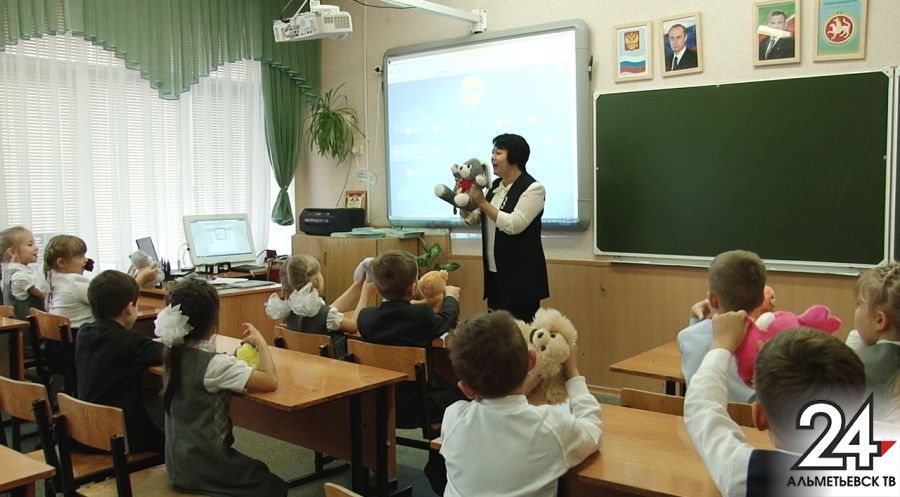 Татарский язык в новом формате преподают в школах Альметьевска