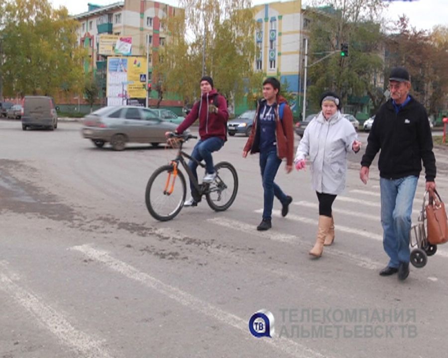 Профилактическая акция «Пешеходный переход» проходит в Альметьевске