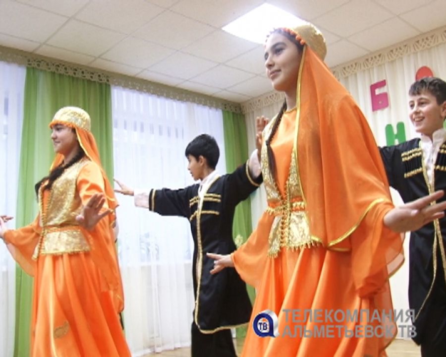 Обряды азербайджанского народа показали детям в Альметьевске