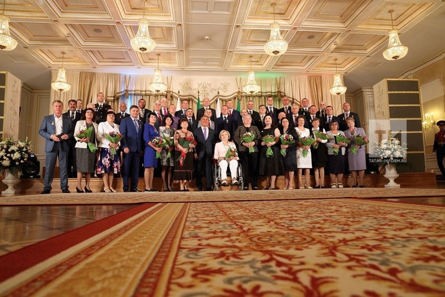 В Казанском Кремле состоялось вручение государственных наград