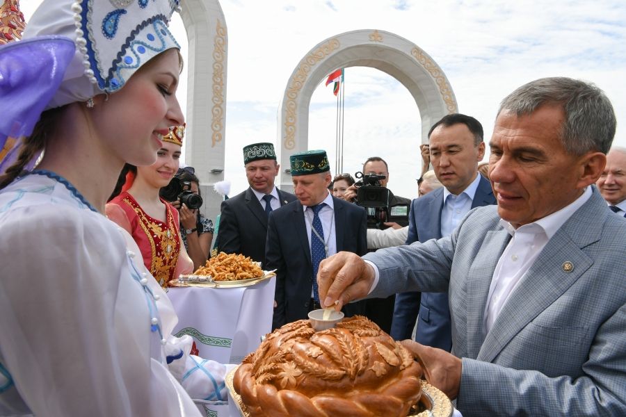 Рустам Минниханов принял участие в праздновании Сабантуя в городе Костанай