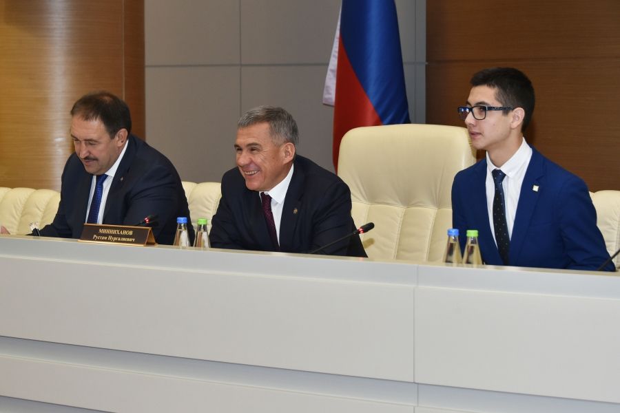 Казанский школьник на один день станет помощником Президента Татарстана