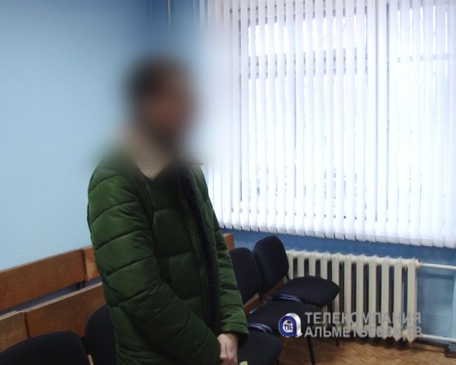 В Альметьевске лишенного прав водителя приговорили к обязательным работам и снова лишили прав
