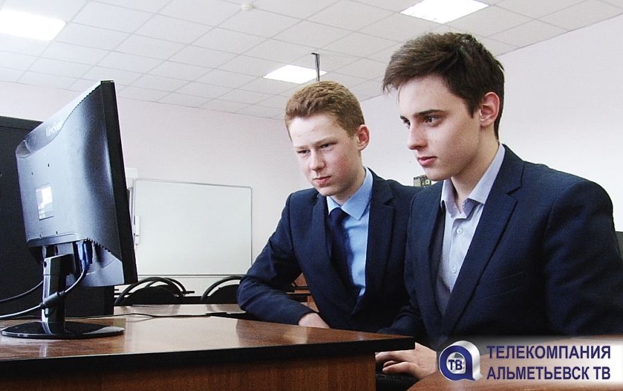 В школах Татарстана проведут уроки безопасного интернета