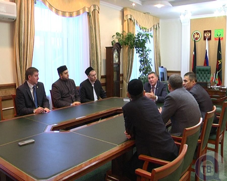 Представители Духовного управления мусульман республики посетили центральную мечеть Альметьевска