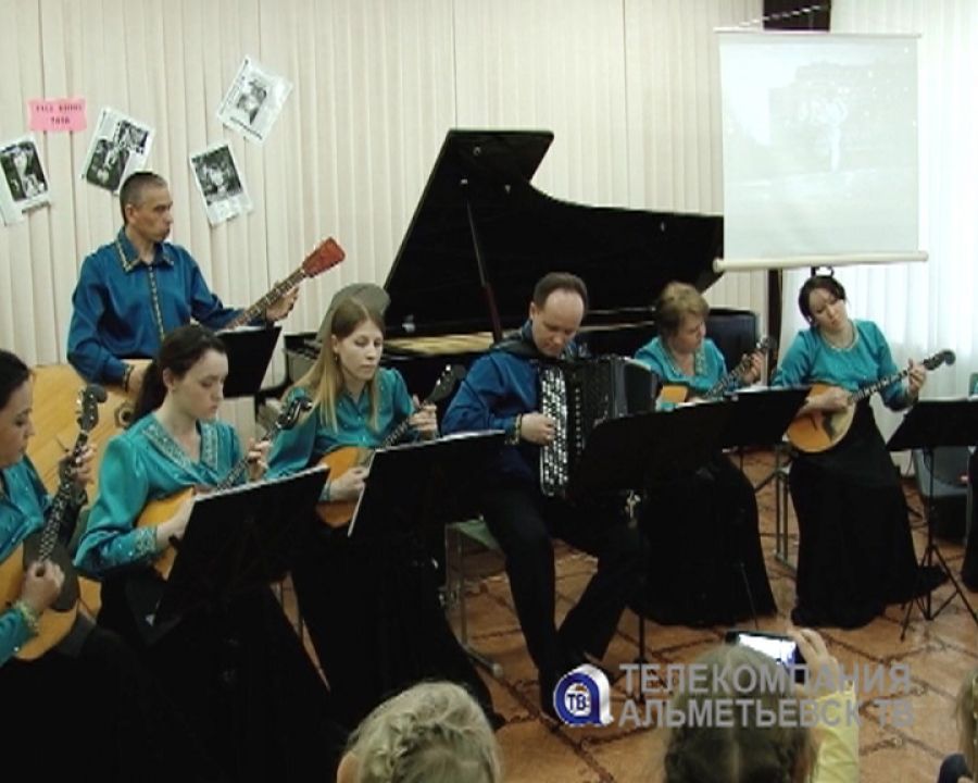 Концерт «Музыкальный диалог» прошел в музыкальной школе Альметьевска