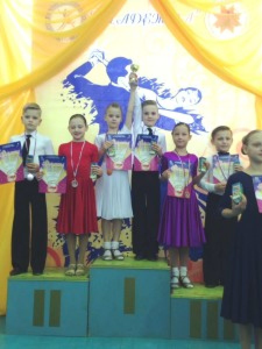 Альметьевские танцоры успешно выступили на турнире «Хрустальная туфелька»