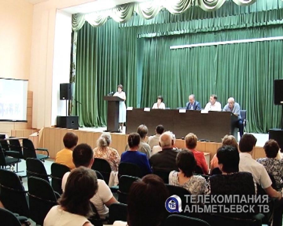В селе Абдрахманово Альметьевского района прошел расширенный сход граждан