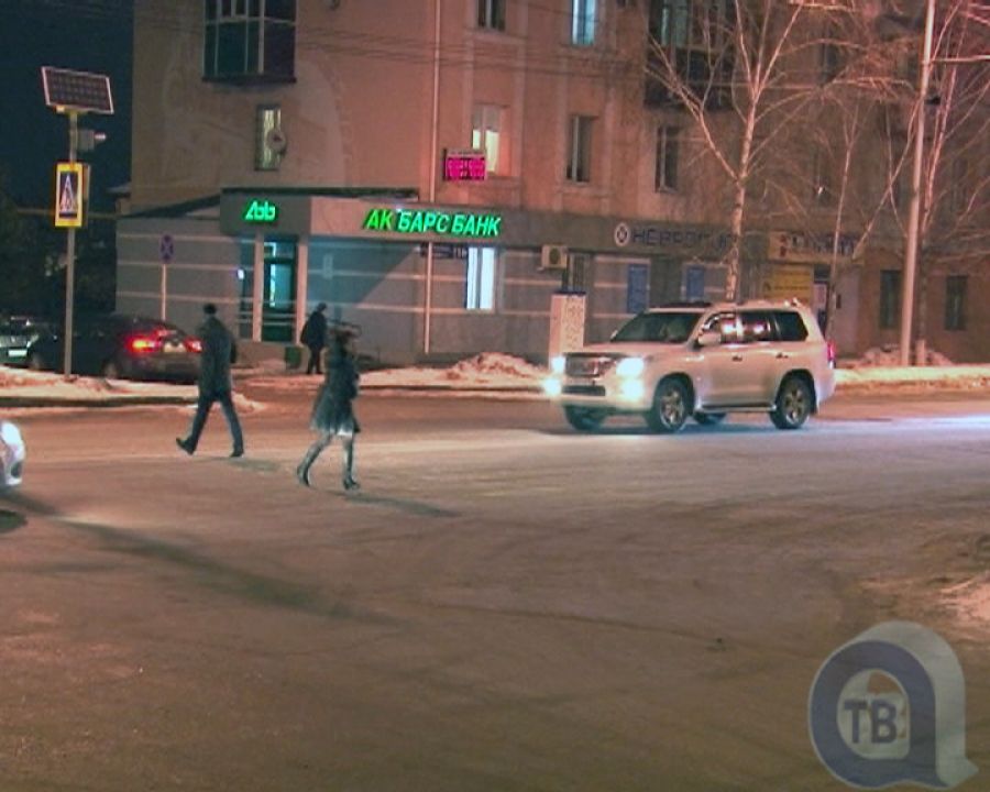 В Альметьевске во время рейда автоинспекторы выписали штрафы 42 пешеходам и 25 водителям
