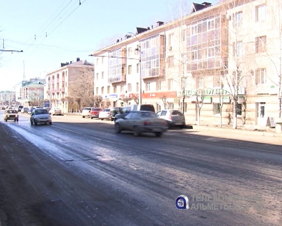 Более 15 тысяч нарушений с начала года выявили автоинспекторы Альметьевска