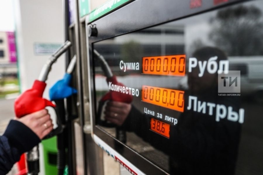 Цены на бензин в России выросли до рекордных отметок