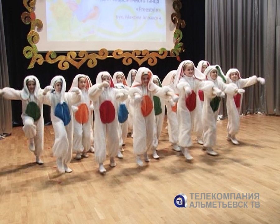 Фестиваль «Звенящая капель» в двадцатый раз собрал талантливых альметьевских детей