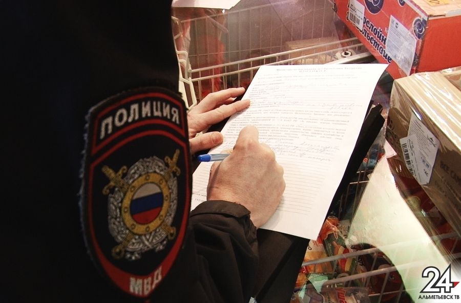 Выручка пойдет на штрафы: рейд по торговле алкоголем в Альметьевске выявил нарушителя