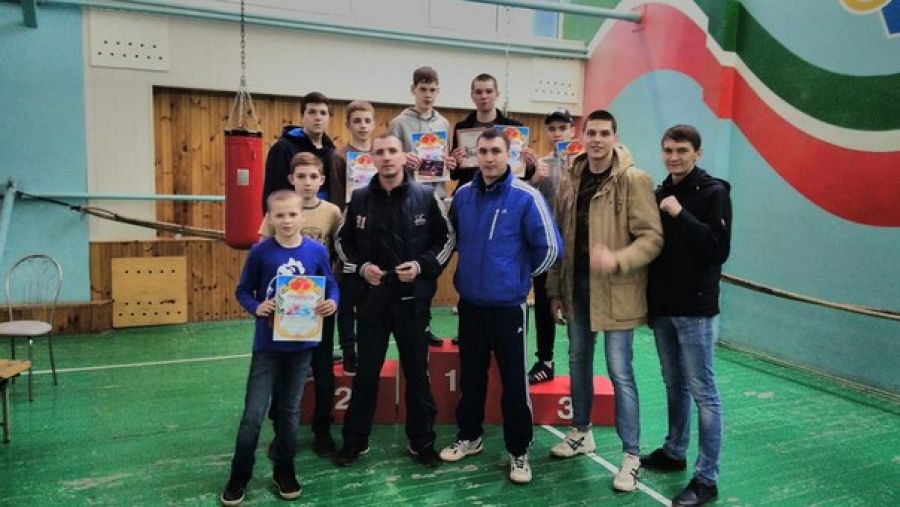 Альметьевские боксеры заняли призовые места во всероссийском турнире