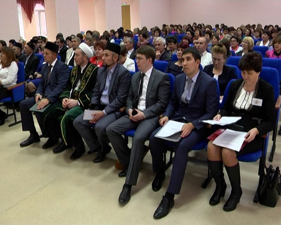 В Альметьевске прошло выездное заседание бюро исполкома Всемирного конгресса татар