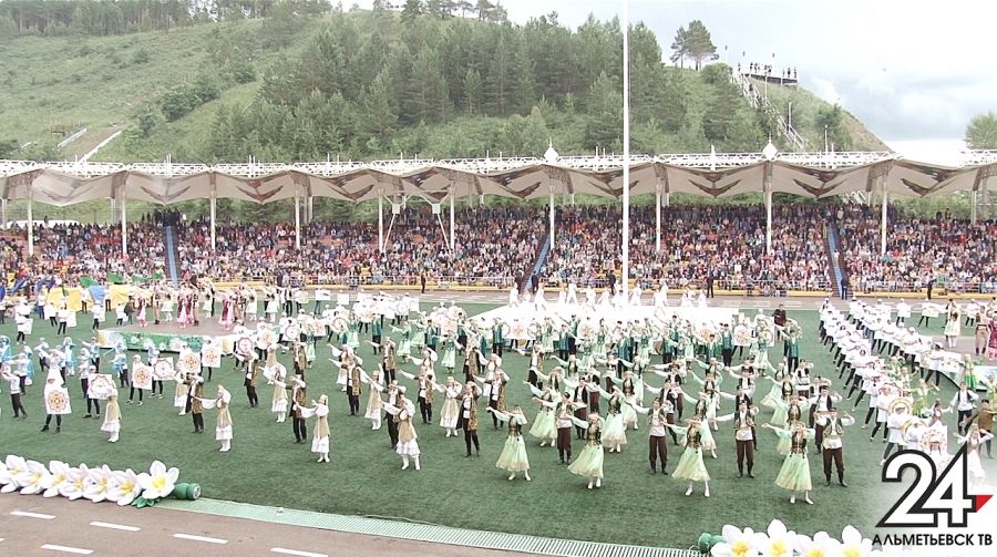 Альметьевск отметил главный национальный праздник Сабантуй