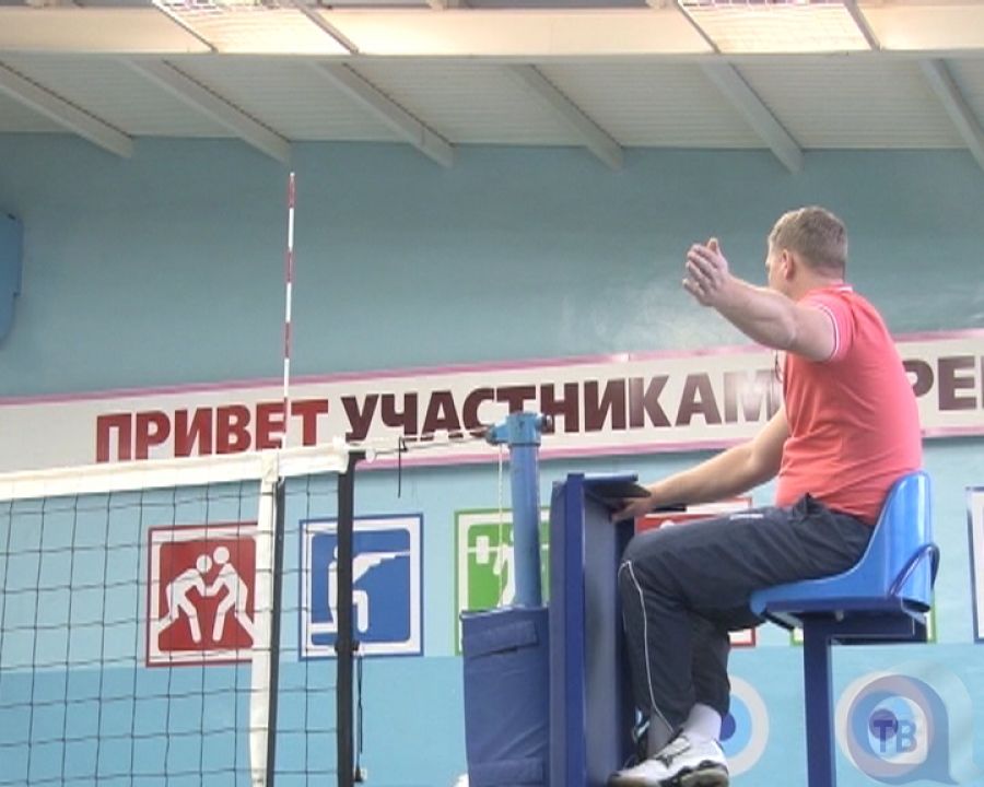 Кубок Федерации волейбола Альметьевска уехал в Новый Уренгой