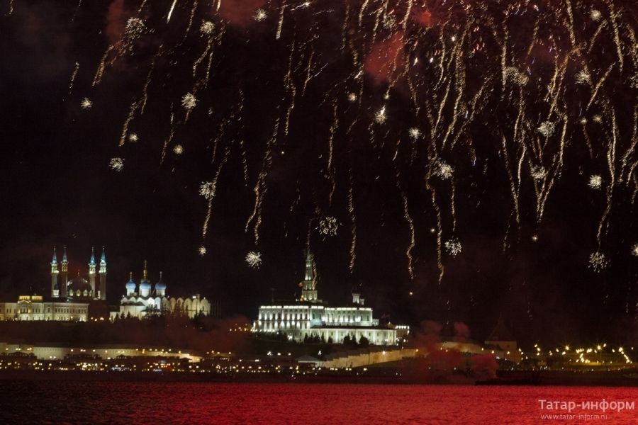 День города в Казани: концерт Мити Фомина, певицы Елки и праздничный салют