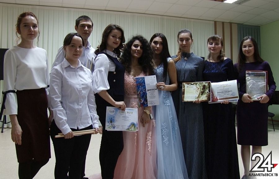 Студенты альметьевского музыкального колледжа отчитались о победах